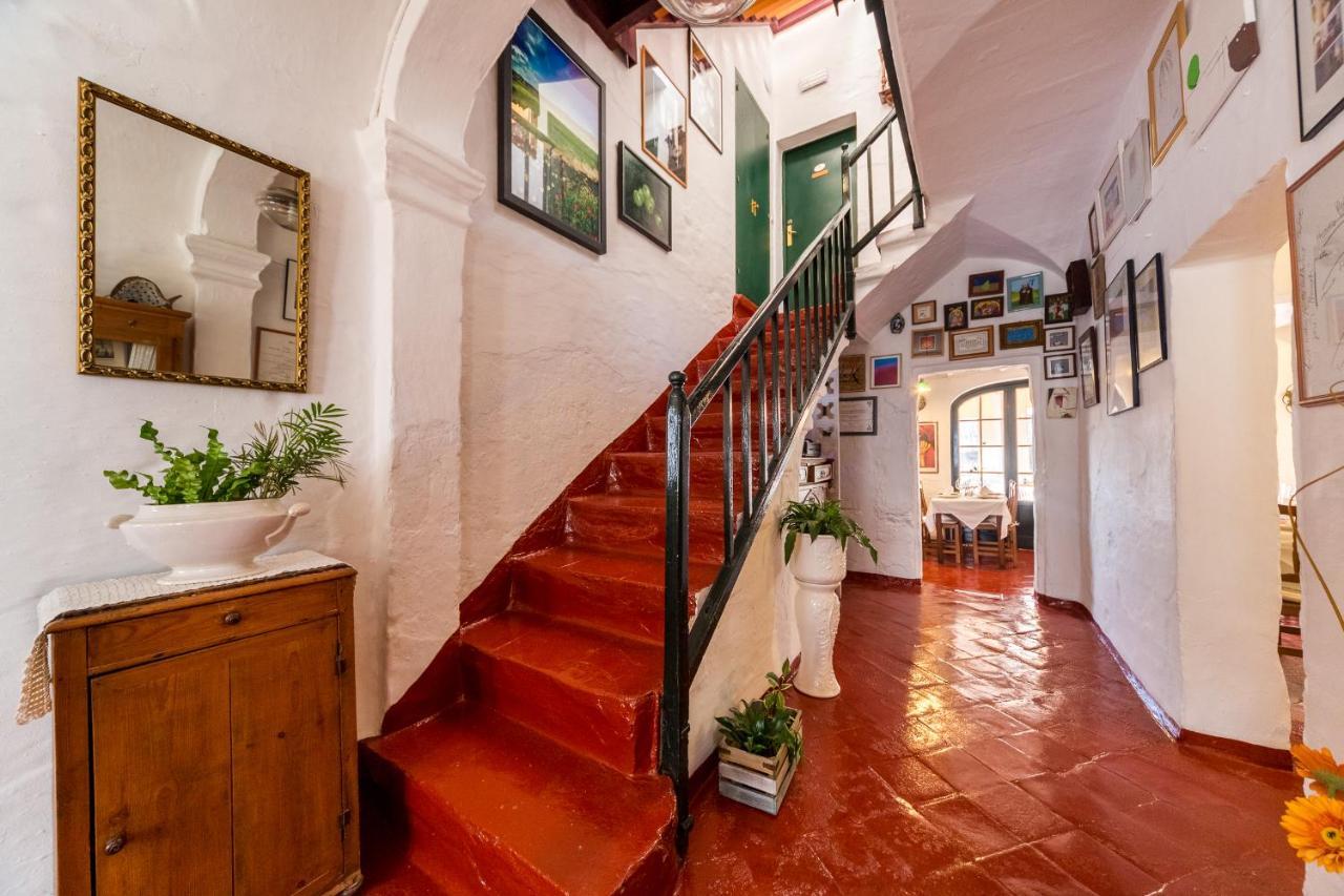 Hostal S'Engolidor Santo Tomás Exterior foto